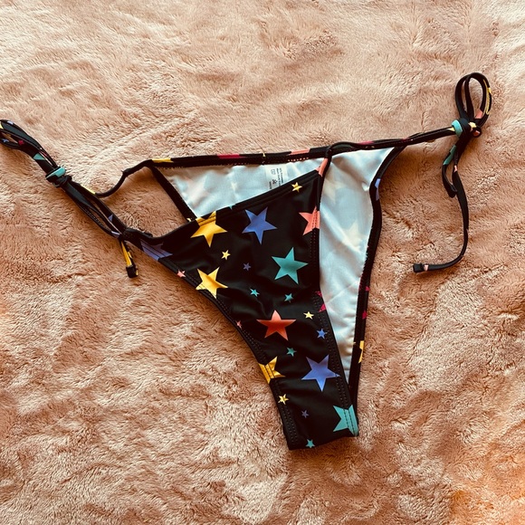 Shein Swim Black Multicolored Stars Bikini - Picture 5 of 7